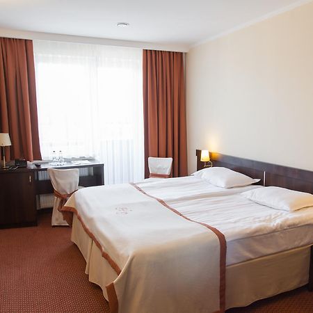 Hotel Ostrawa Wodzisław Śląski Екстериор снимка
