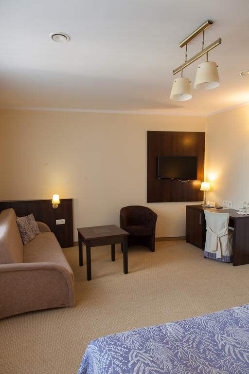 Hotel Ostrawa Wodzisław Śląski Екстериор снимка