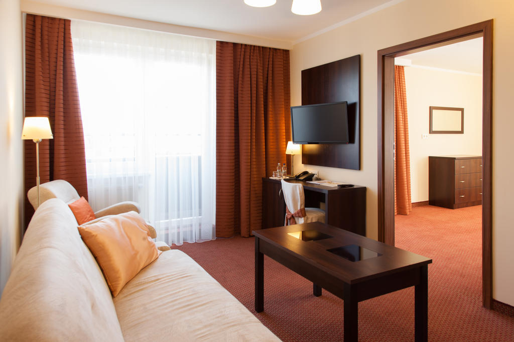 Hotel Ostrawa Wodzisław Śląski Стая снимка