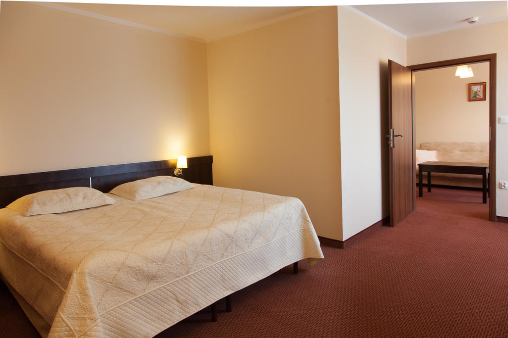Hotel Ostrawa Wodzisław Śląski Стая снимка