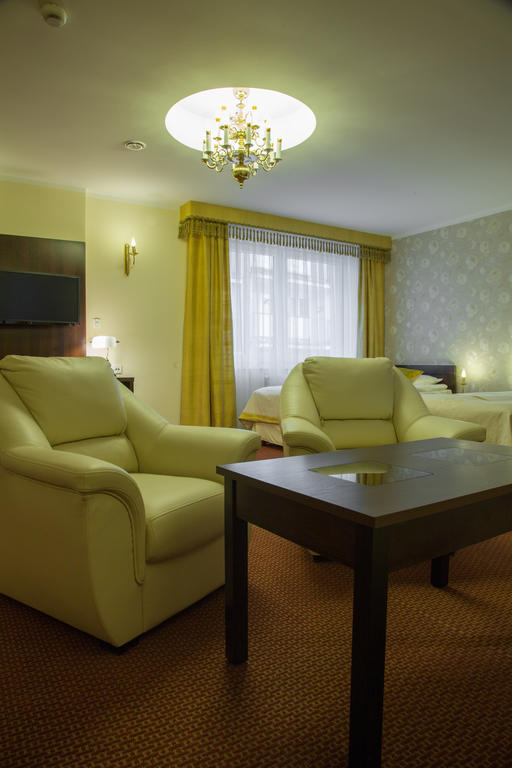Hotel Ostrawa Wodzisław Śląski Екстериор снимка